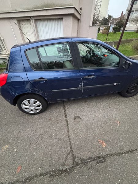 Renault Clio III 1.5 DCI 70 CONFORT PACK CLIM EXPRESSION 3P