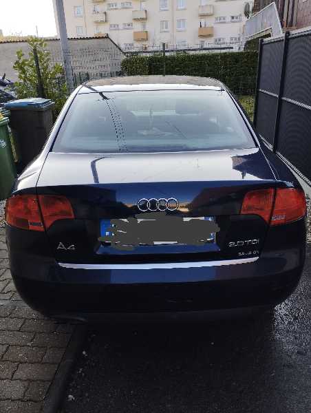 Audi A4 III 2.0 TDI 140 AMBIENTE