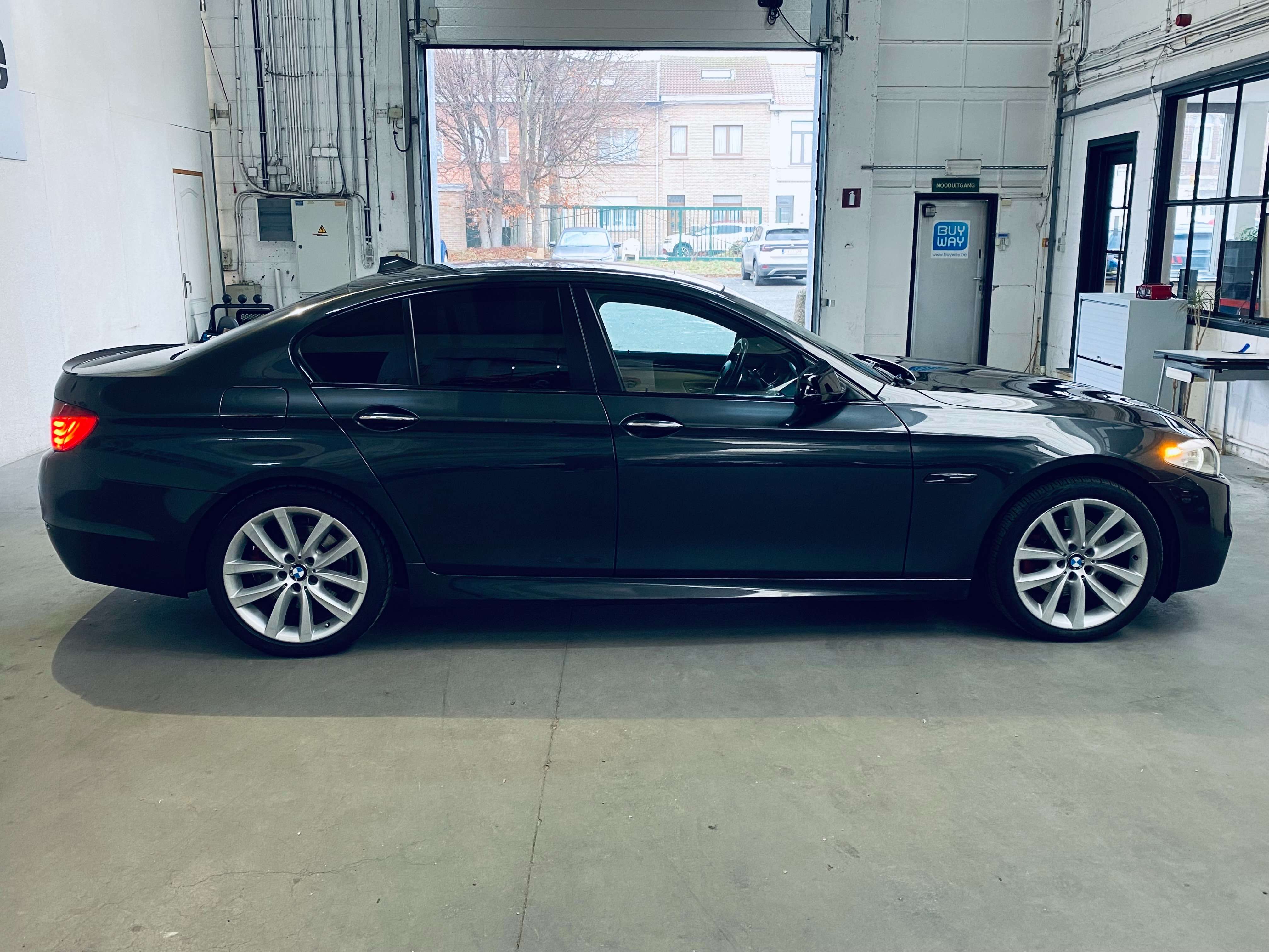 BMW 520 iAS PROBLèME MOTEUR/MARCHAND-HANDELAAR
