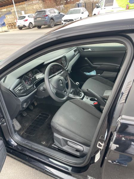 Volkswagen Polo VI 1.0 75 TRENDLINE