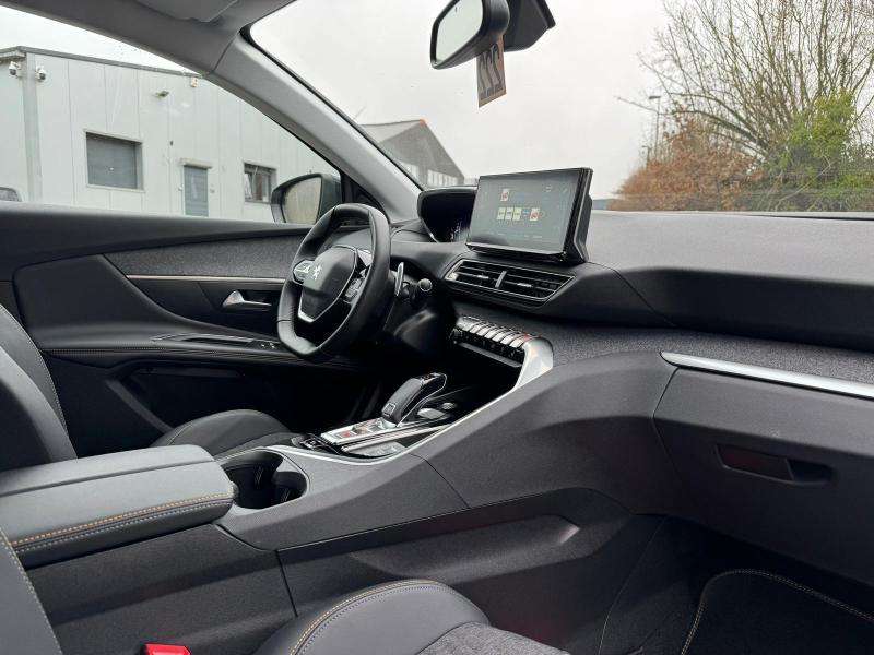 Peugeot 3008 Roadtrip AUTOMATIQUE