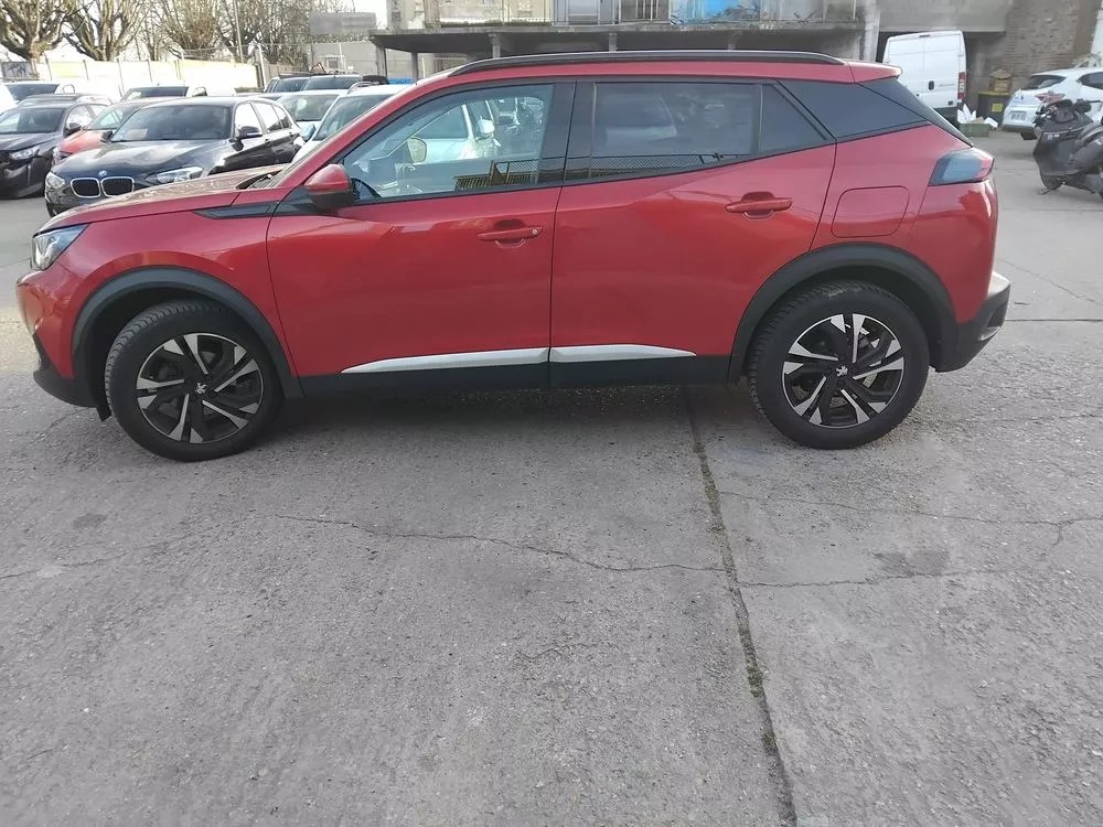 Peugeot 2008 Peugeot 2008 PureTech 130 S&S EAT8 Allure