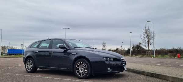 Alfa Romeo 159 SW 1.9 JTDM 120 SPORT