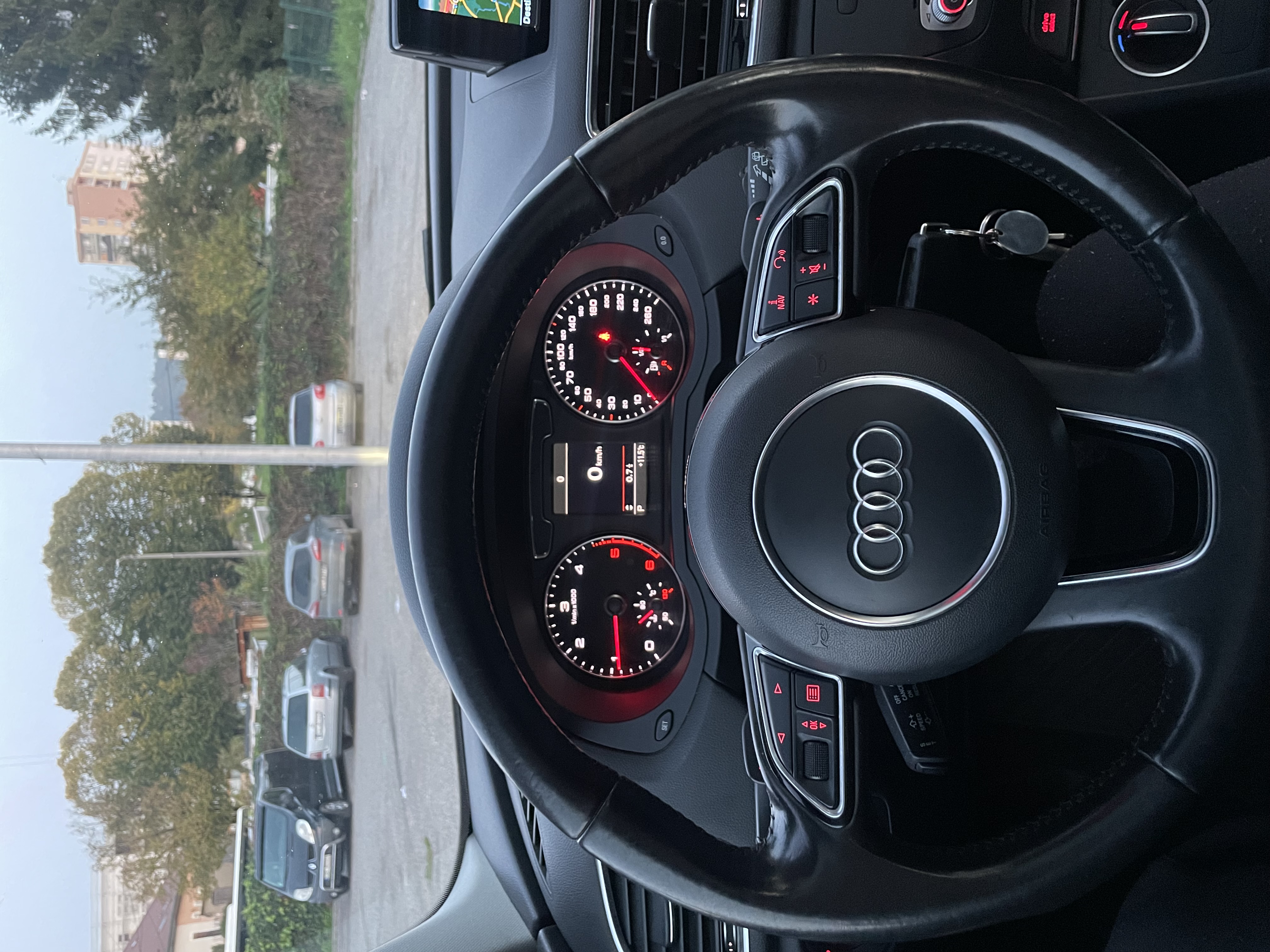 Audi Q3 (2) 2.0 TDI 150 AMBITION LUXE QUATTRO S TRONIC