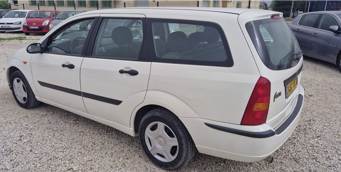 Ford Focus sw 1.6l 100ch pack clim 73.000km dorigine