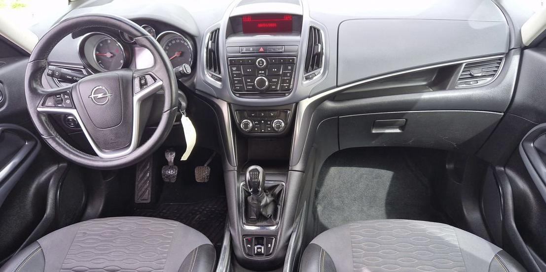 Opel Zafira 3 tourer 7 places 2.0l cdti 130ch clim 2013