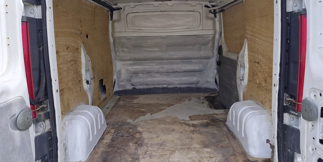 Renault Trafic 2 l1h1 2.0l dci 115ch distri chaine 02/2013