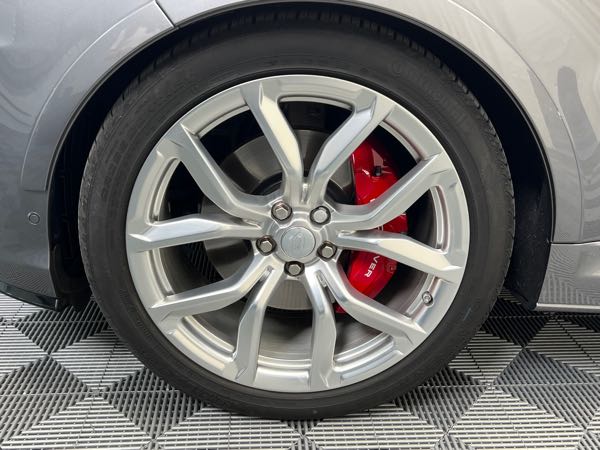 Land Rover Range Rover Sport II (2) V8 5.0 575 SVR CARBON EDITION AUTO