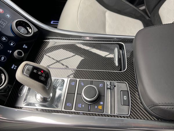 Land Rover Range Rover Sport II (2) V8 5.0 575 SVR CARBON EDITION AUTO