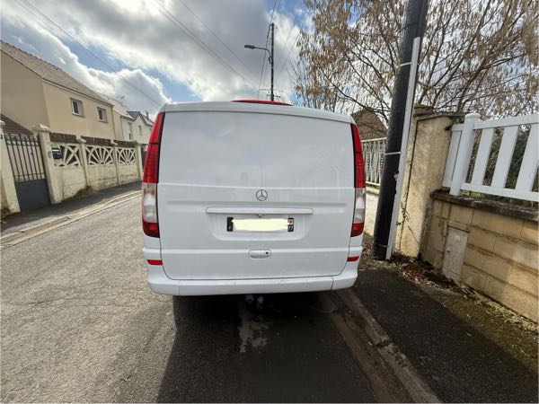 Mercedes-Benz Vito FOURGON TOLE 109CDI EXTRA LONG BASE