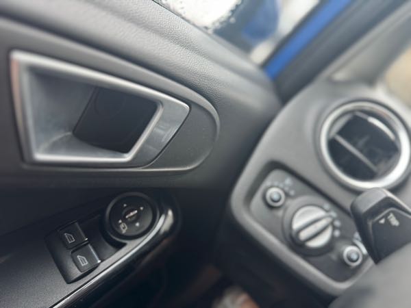 Ford Fiesta VI 1.0 ECOBOOST 100 S/S COOL &amp; CONNECT 3P