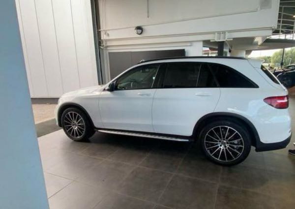Mercedes-Benz Glc 220D 4MATIC pack amg pack night