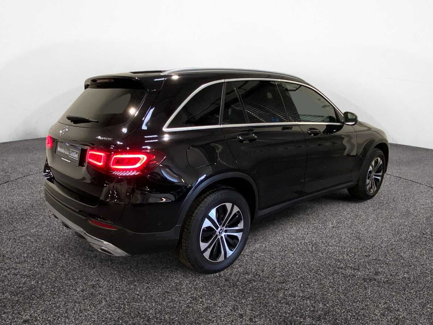 Mercedes-Benz GLC 300  e 4MATIC
