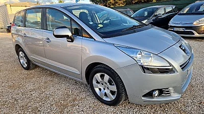 Peugeot 5008 PEUGEOT 5008 1.6L HDI 115CH PACK ACTIVE 2013