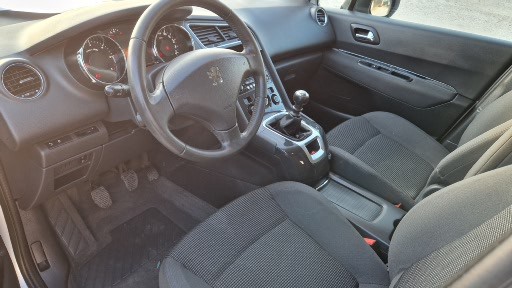 Peugeot 5008 PEUGEOT 5008 1.6L HDI 115CH PACK ACTIVE 2013