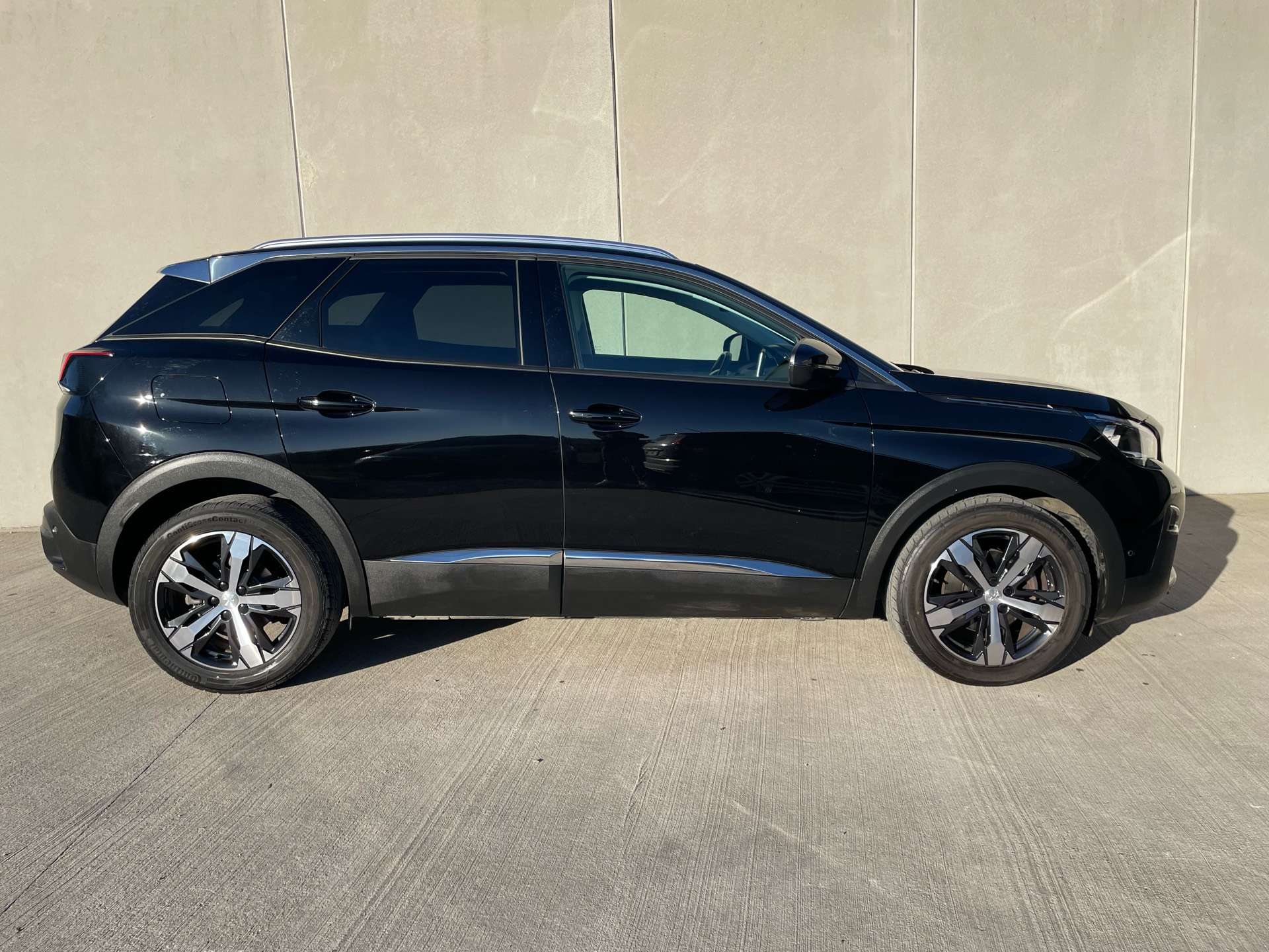 Peugeot 3008 1.2 Allure/CAMERA/CUIR/GPS/TOIT PANO/LINE ASSIST
