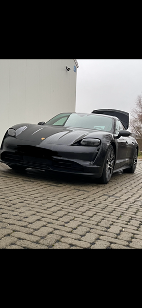 Porsche Taycan PORSCHE TAYCAN