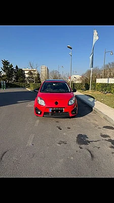 Renault Twingo II (2) 1.6 133 RS