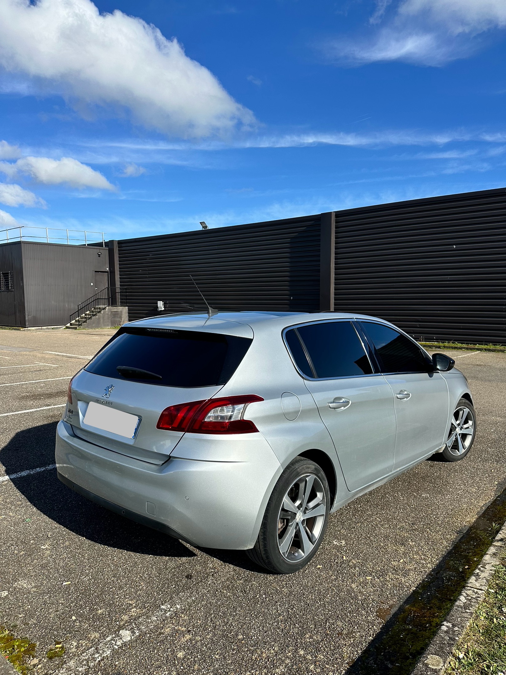 Peugeot 308 II 1.6 E-HDI 115 FELINE