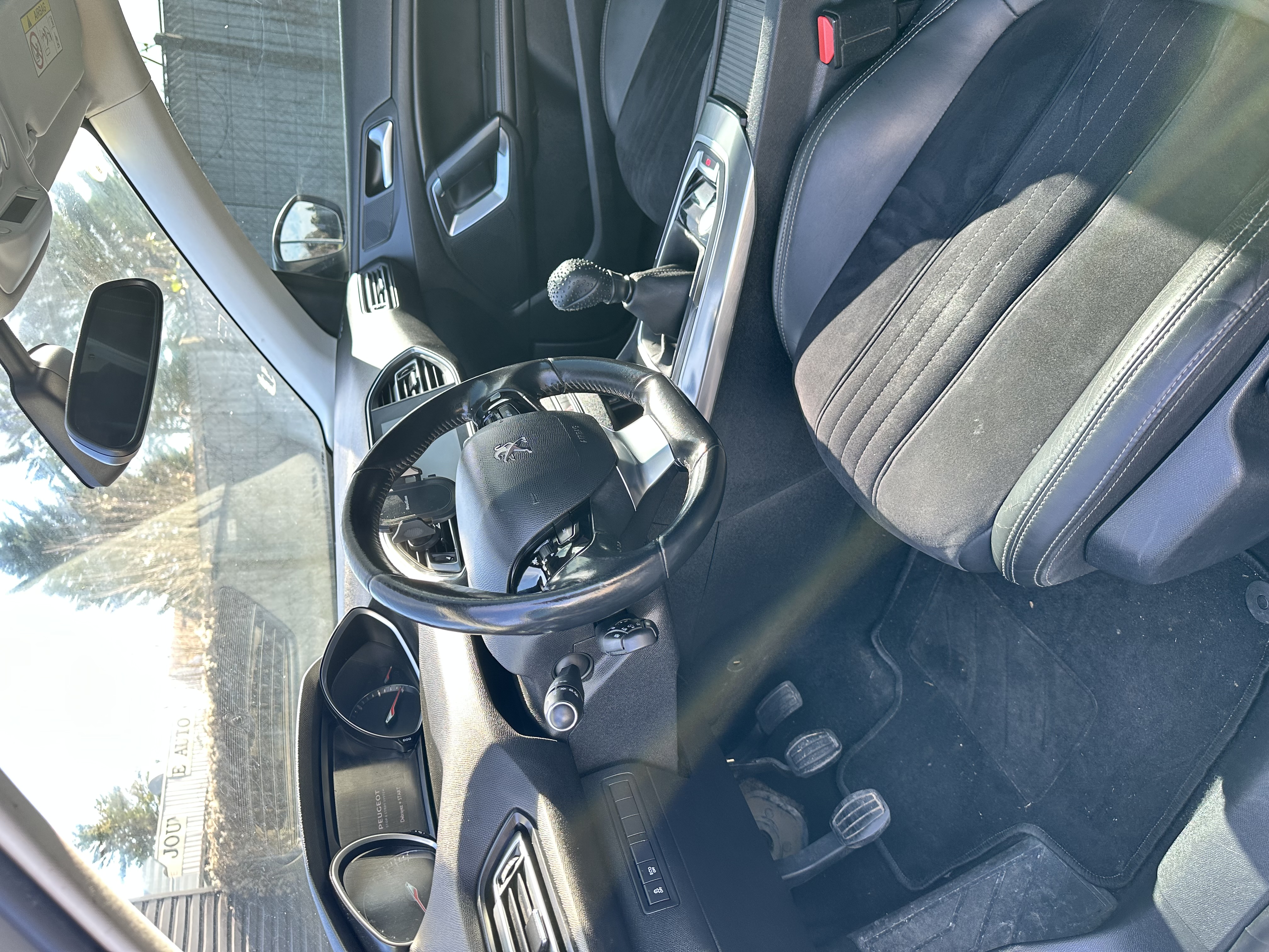Peugeot 308 II 1.6 E-HDI 115 FELINE