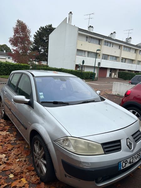 Renault Megane Megane 2 2005 modèle 1.5 diesel