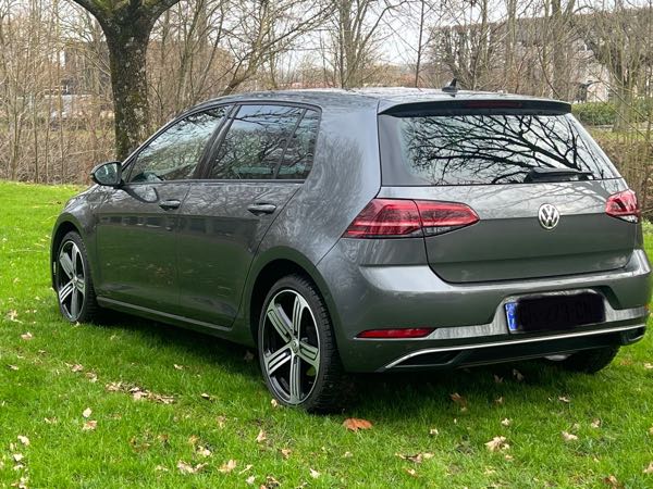 Volkswagen Golf VII 2.0 TDI 150