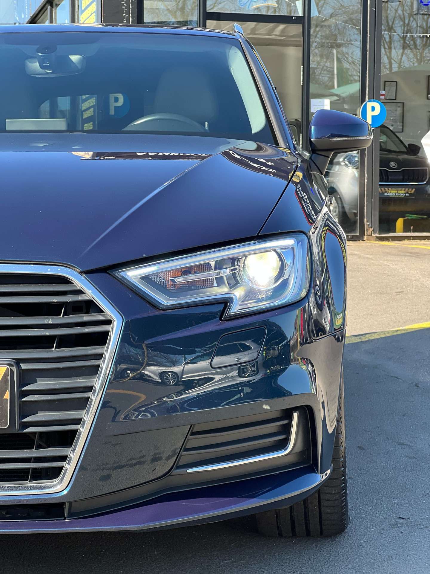 Audi A3 Sportback1.0 TFSI SportS tronic*NAVI*LED*XÉNON*