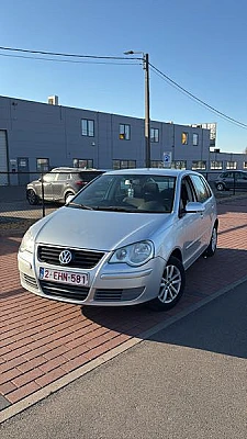 Volkswagen Polo V (2) 1.4 TDI 75 BLUEMOTION TECHNOLOGY CONFORTLINE 5P