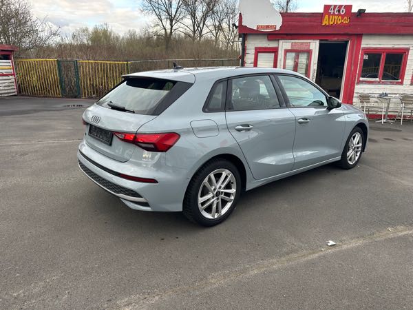 Audi A3 III (2) SPORTBACK 35 TDI 150 DESIGN LUXE S TRONIC 7
