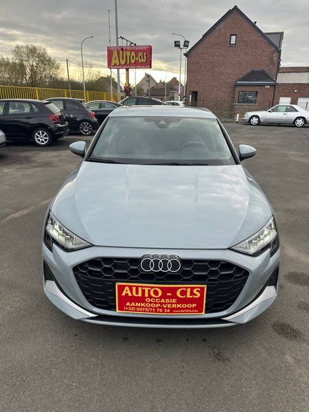 Audi A3 III (2) SPORTBACK 35 TDI 150 DESIGN LUXE S TRONIC 7
