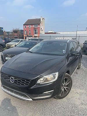 Volvo V60 Cross Country D3 150 LUXE