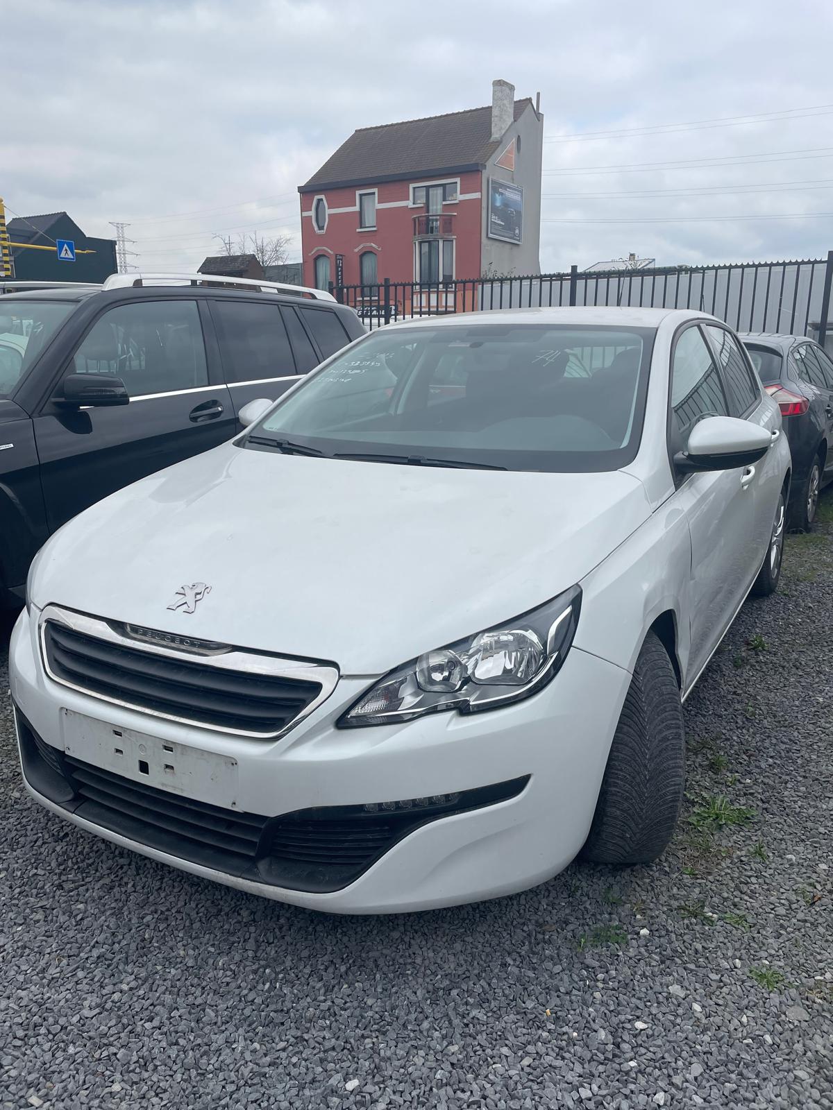 Peugeot 308 II 1.2 PURETECH 82 ACTIVE