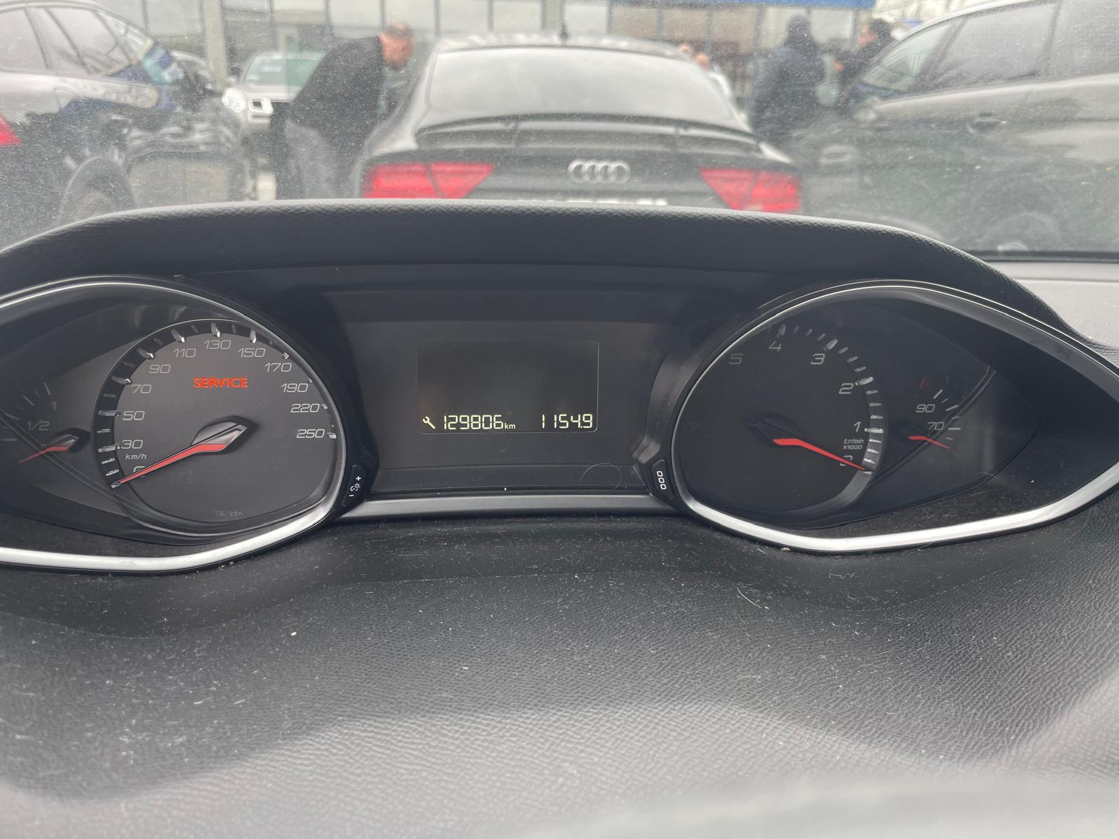 Peugeot 308 II 1.2 PURETECH 82 ACTIVE
