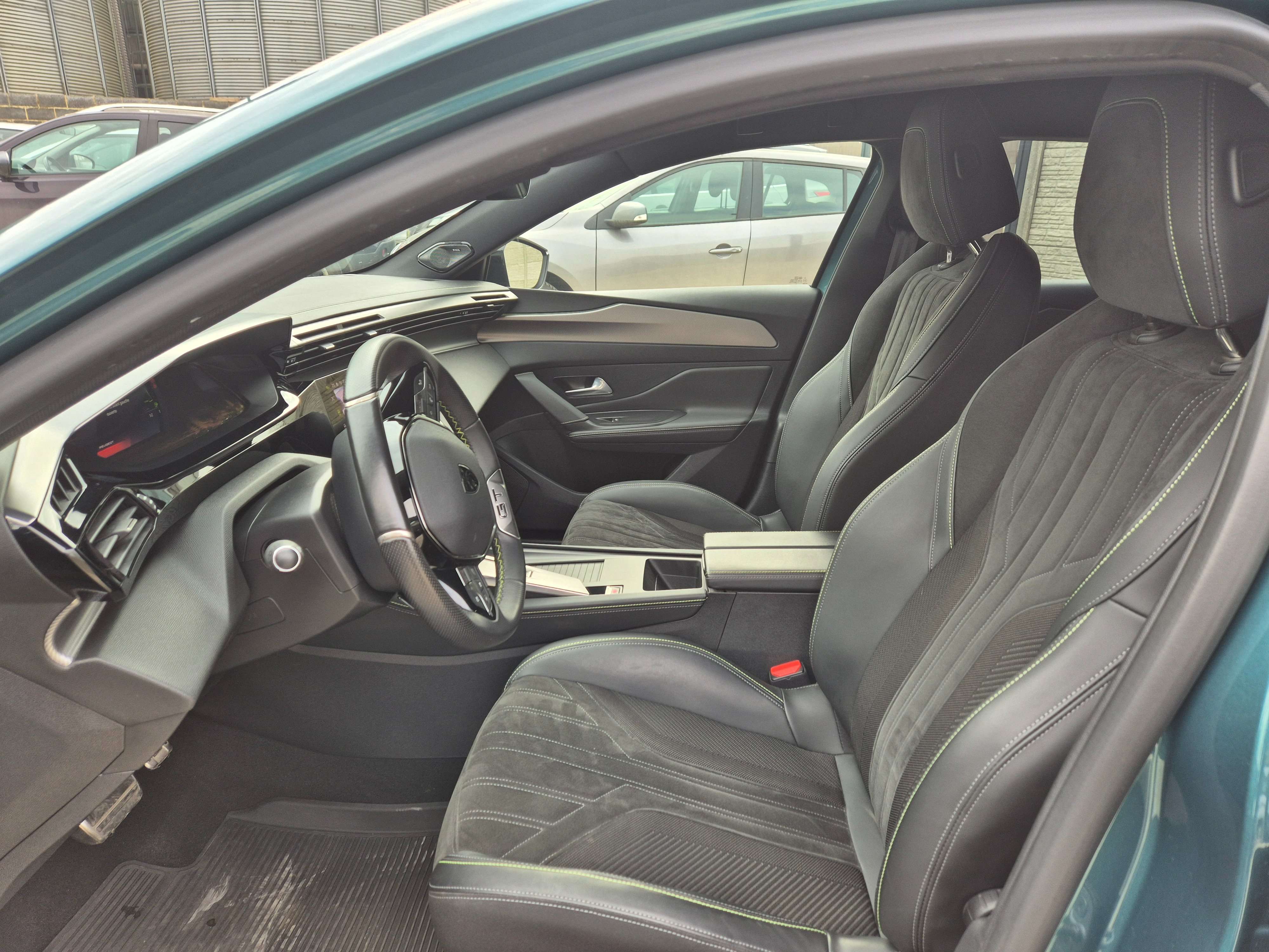 Peugeot 308 SW 1.5 BlueHDi GT// CARPLAY/CAMERA/GPS/GARANTIE