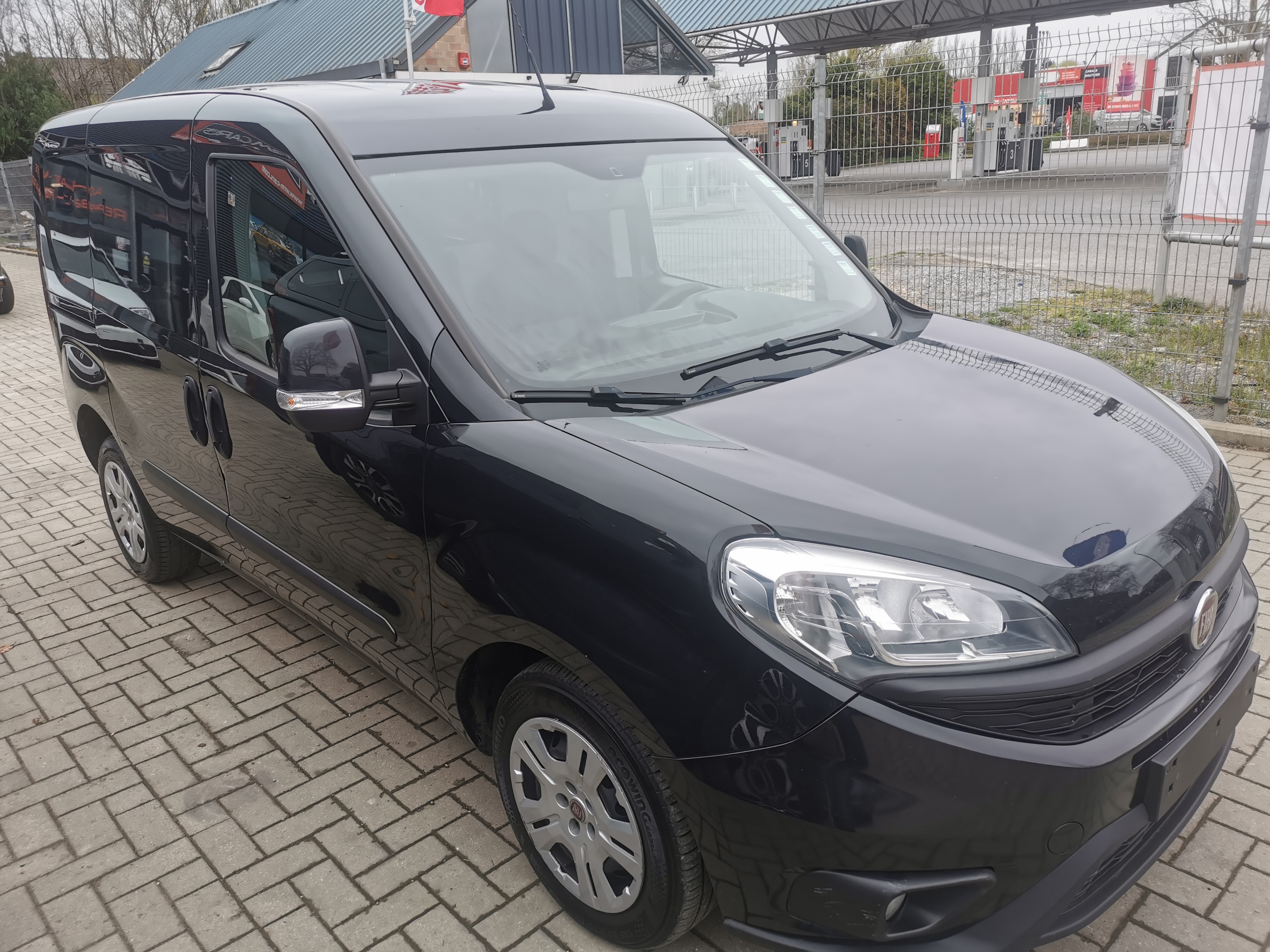 Fiat Doblo (2) 1.9 MULTIJET 8V 105 EMOTION