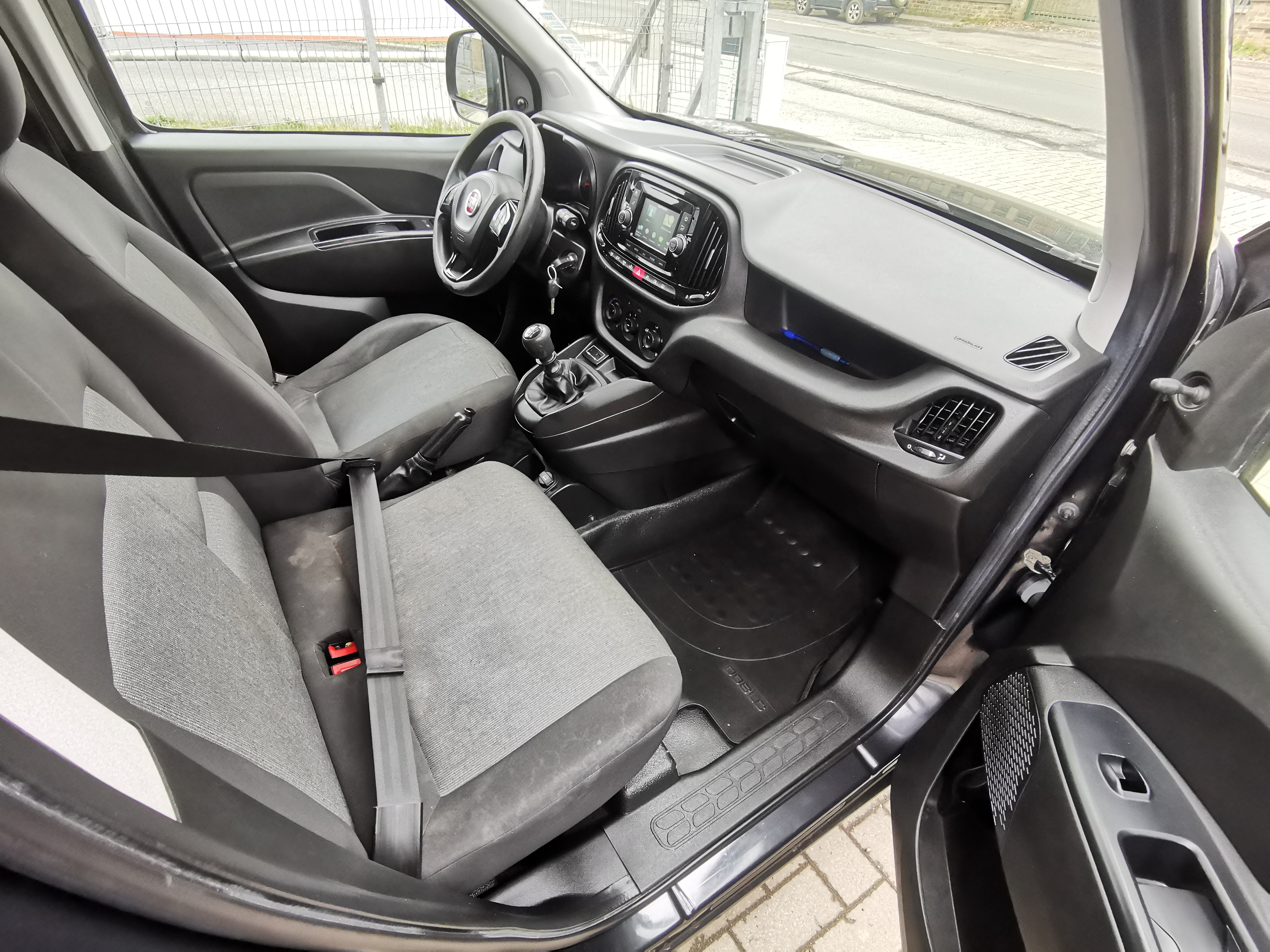 Fiat Doblo (2) 1.9 MULTIJET 8V 105 EMOTION