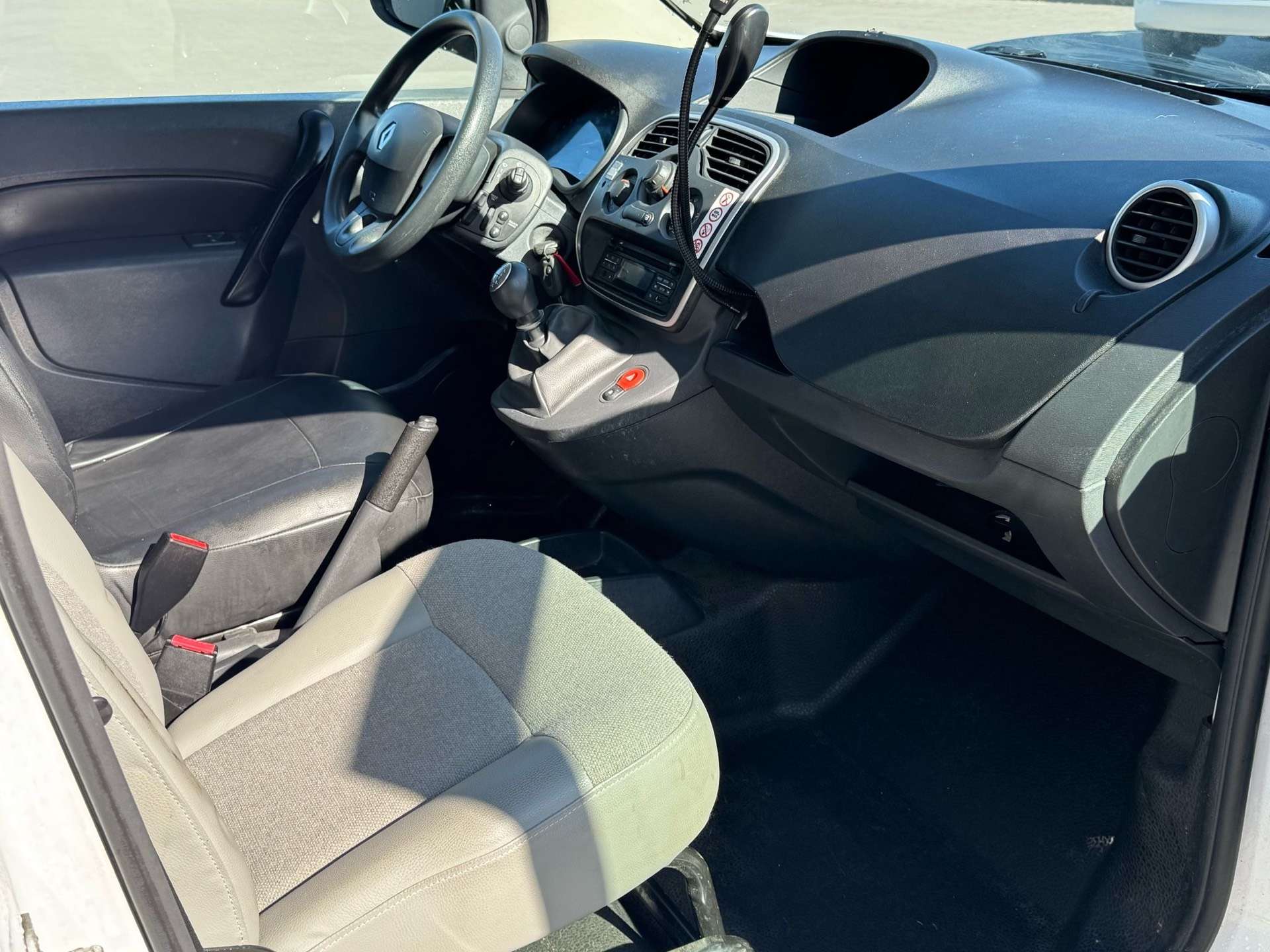 Renault Kangoo // 25.253 KM // Bluetooth // Capteur arrière