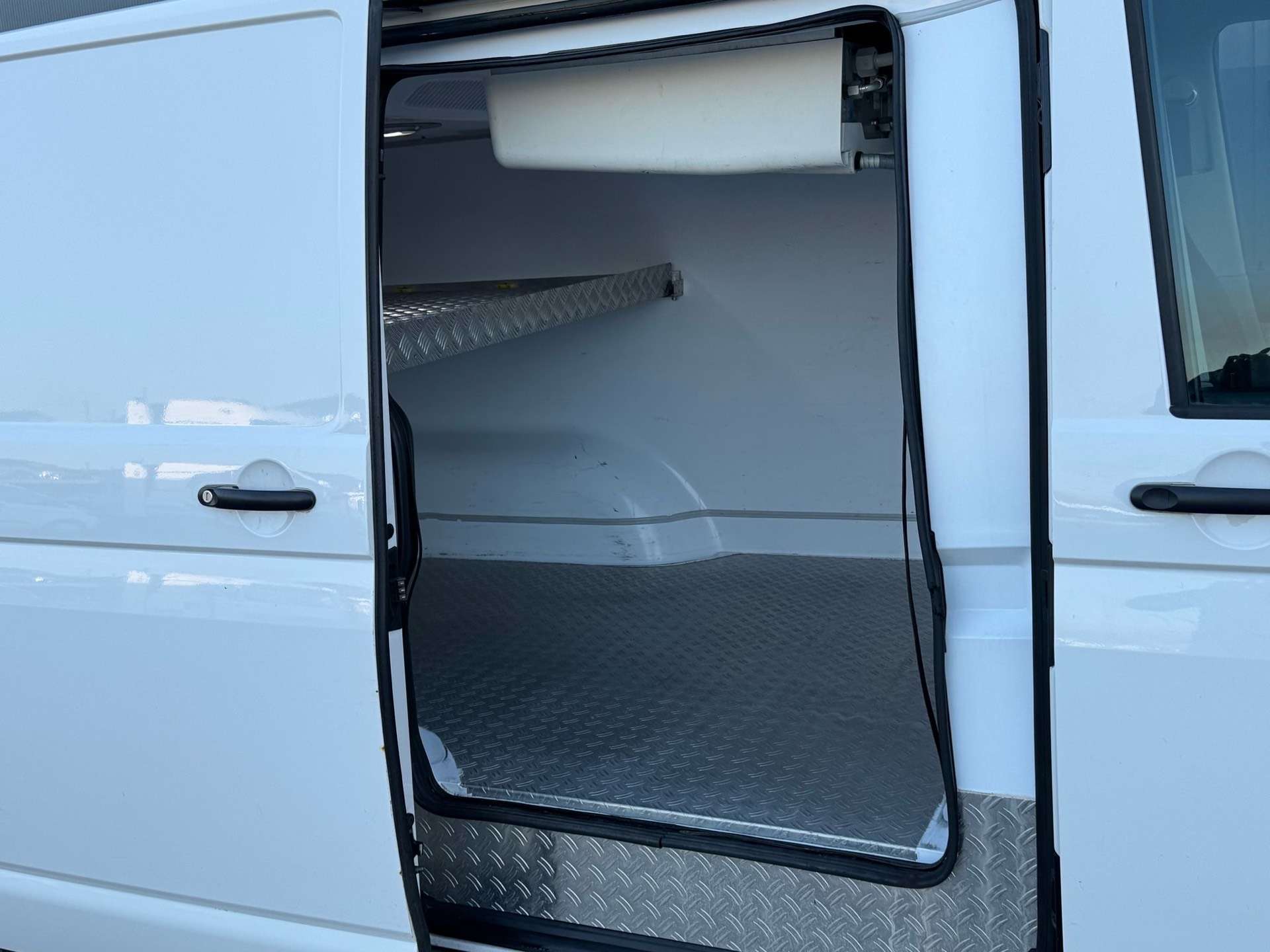 Volkswagen Transporter FRIGO / CLIM / TVA RECUPERABLE /FAIBLE KILOMETRAGE