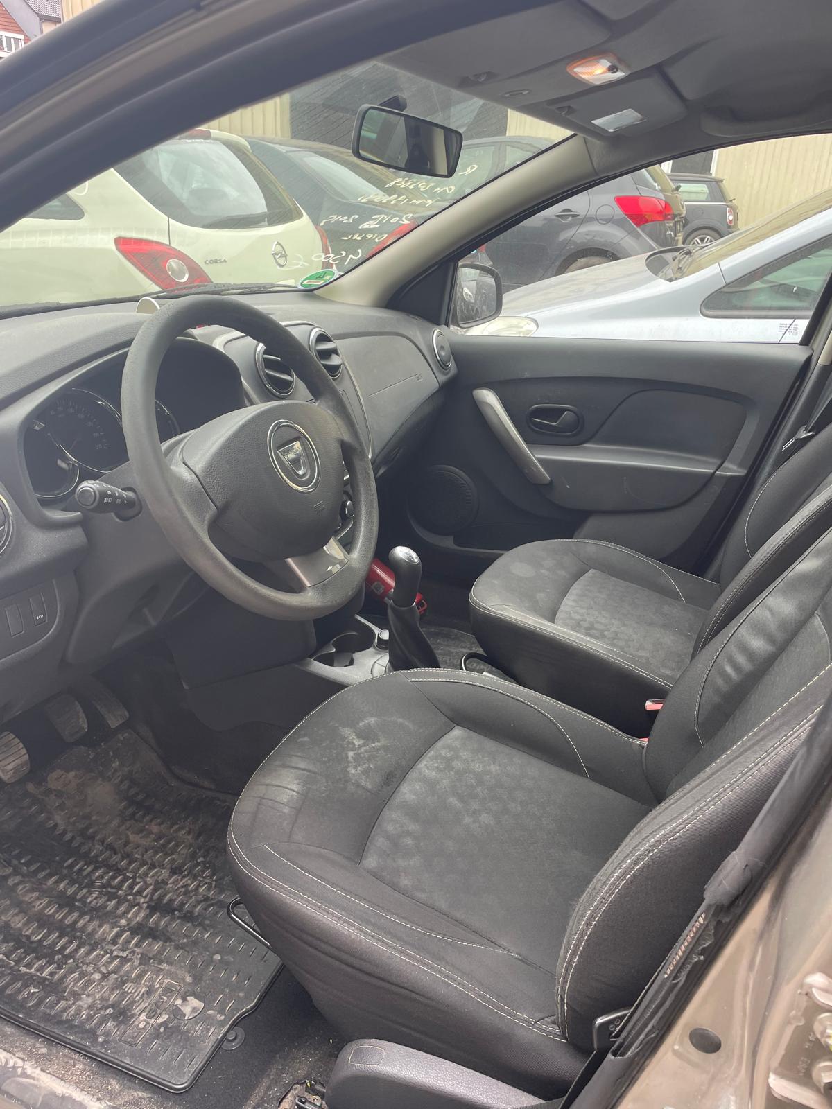 Dacia Logan II (2) MCV 1.5 DCI 90 EXPLORER STEPWAY
