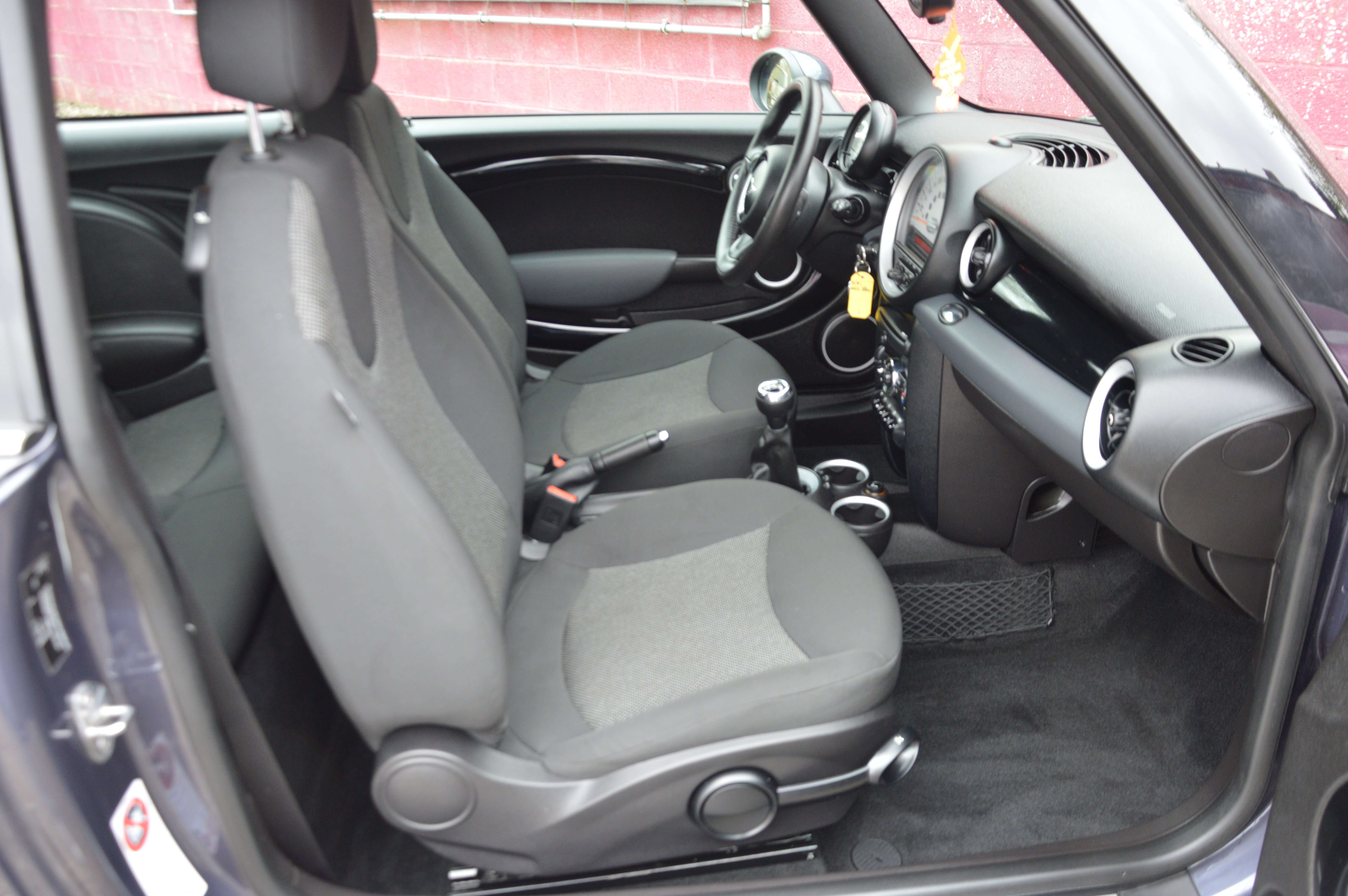 MINI Cooper D 1.6 ETAT IMPECCABLE CLIM 4.934KM