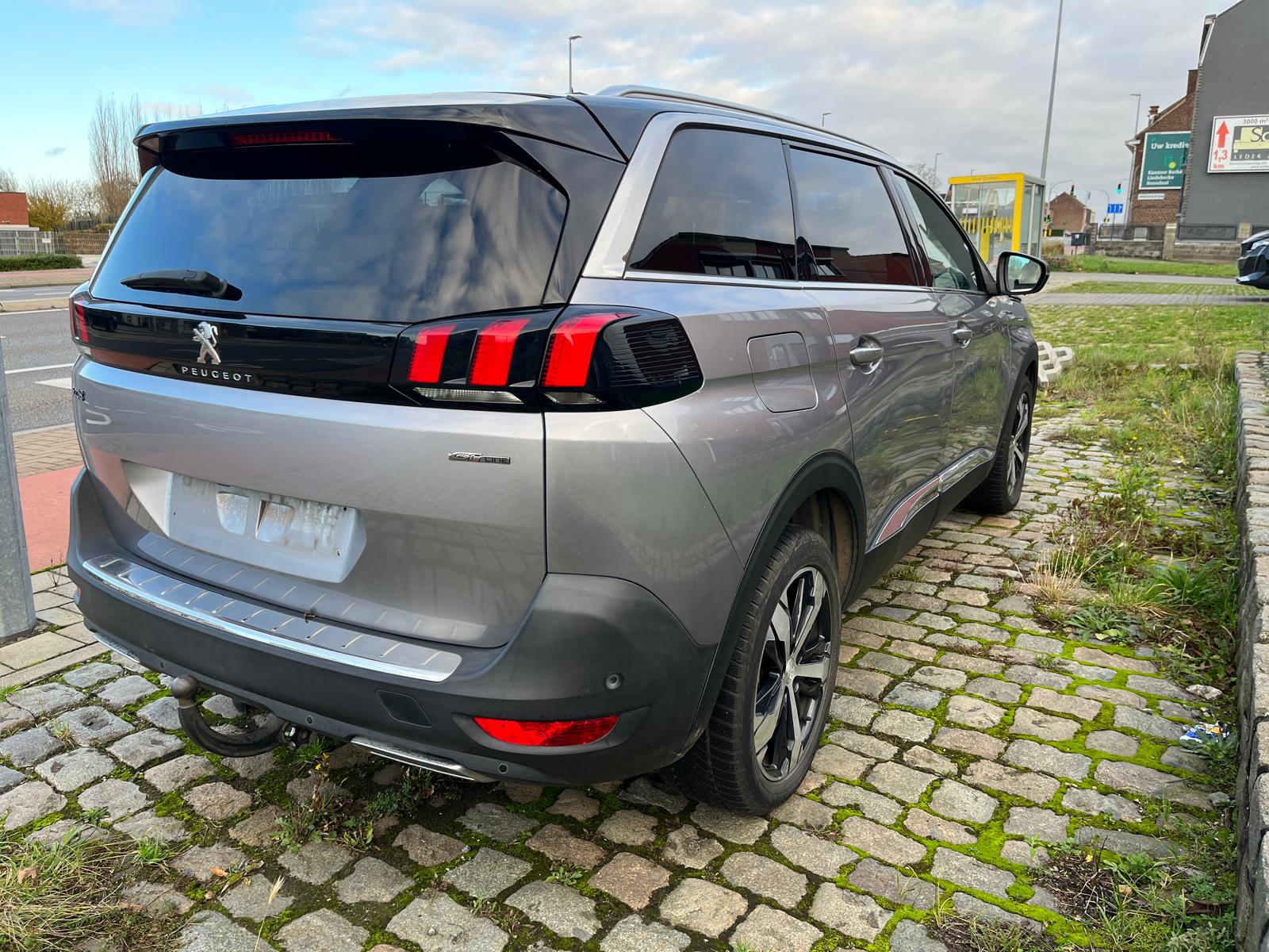 Peugeot 5008 1.6 E-HDI 115 FAP BUSINESS PACK ALU ETG6
