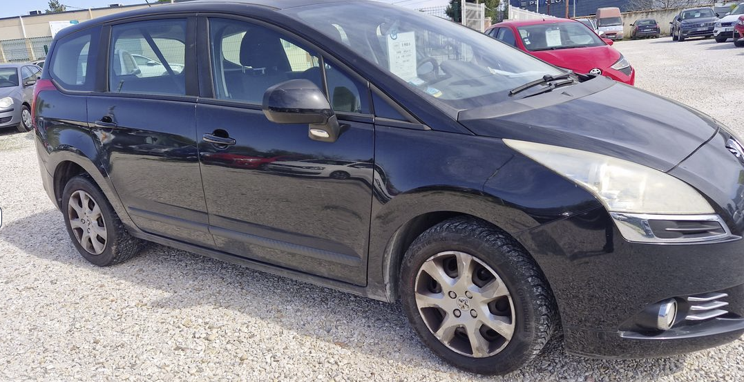 Peugeot 5008 1.6l hdi 112ch pack clim 2012 5places