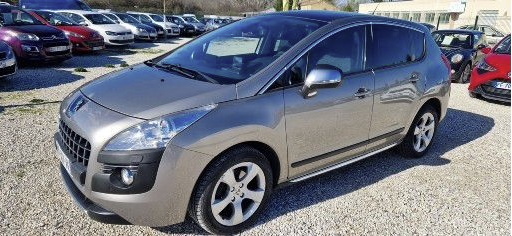 Peugeot 3008 2.0l hdi 150ch gps 2011