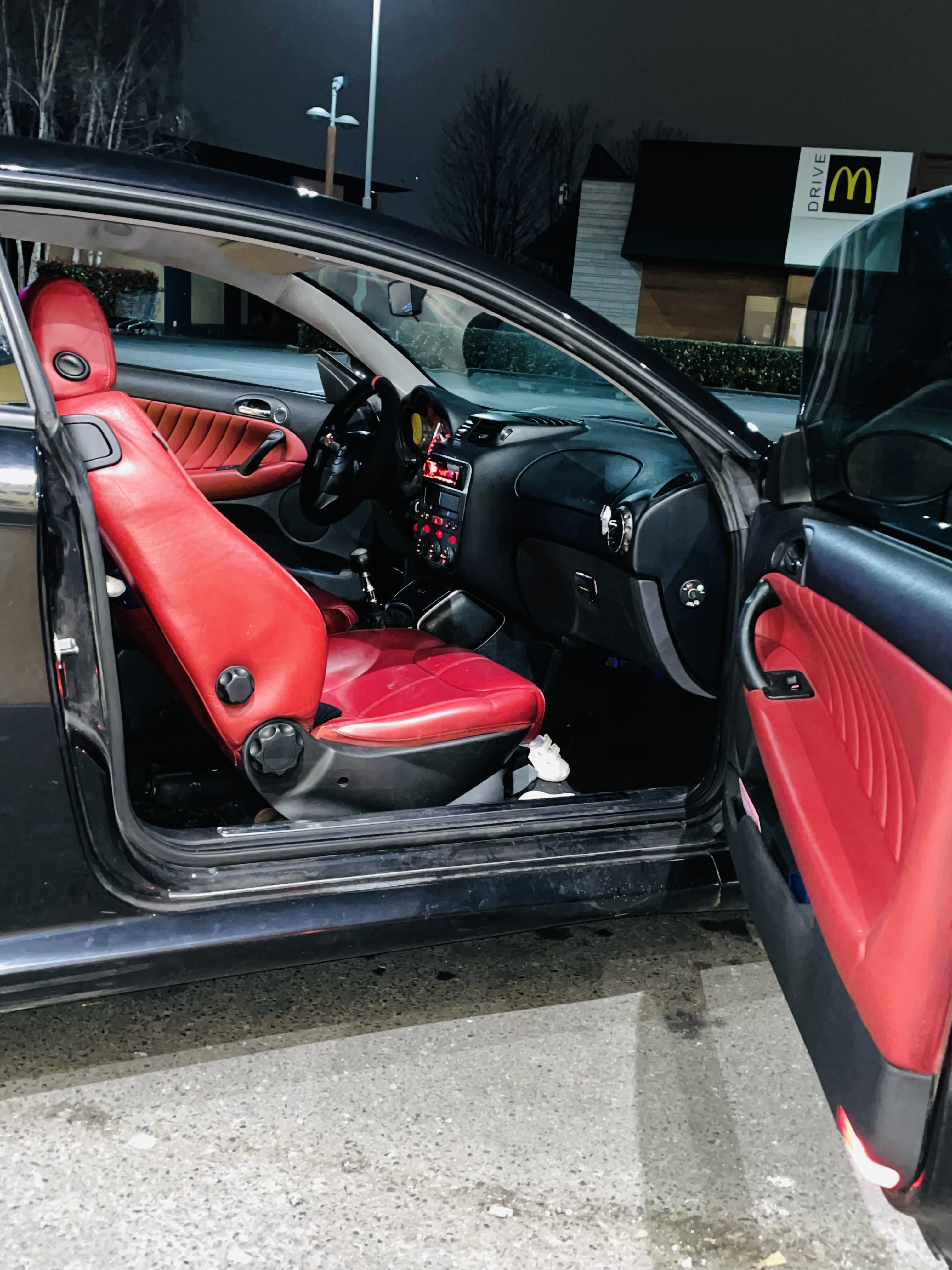 Alfa Romeo Gt 1.9 JTD 150 DISTINCTIVE