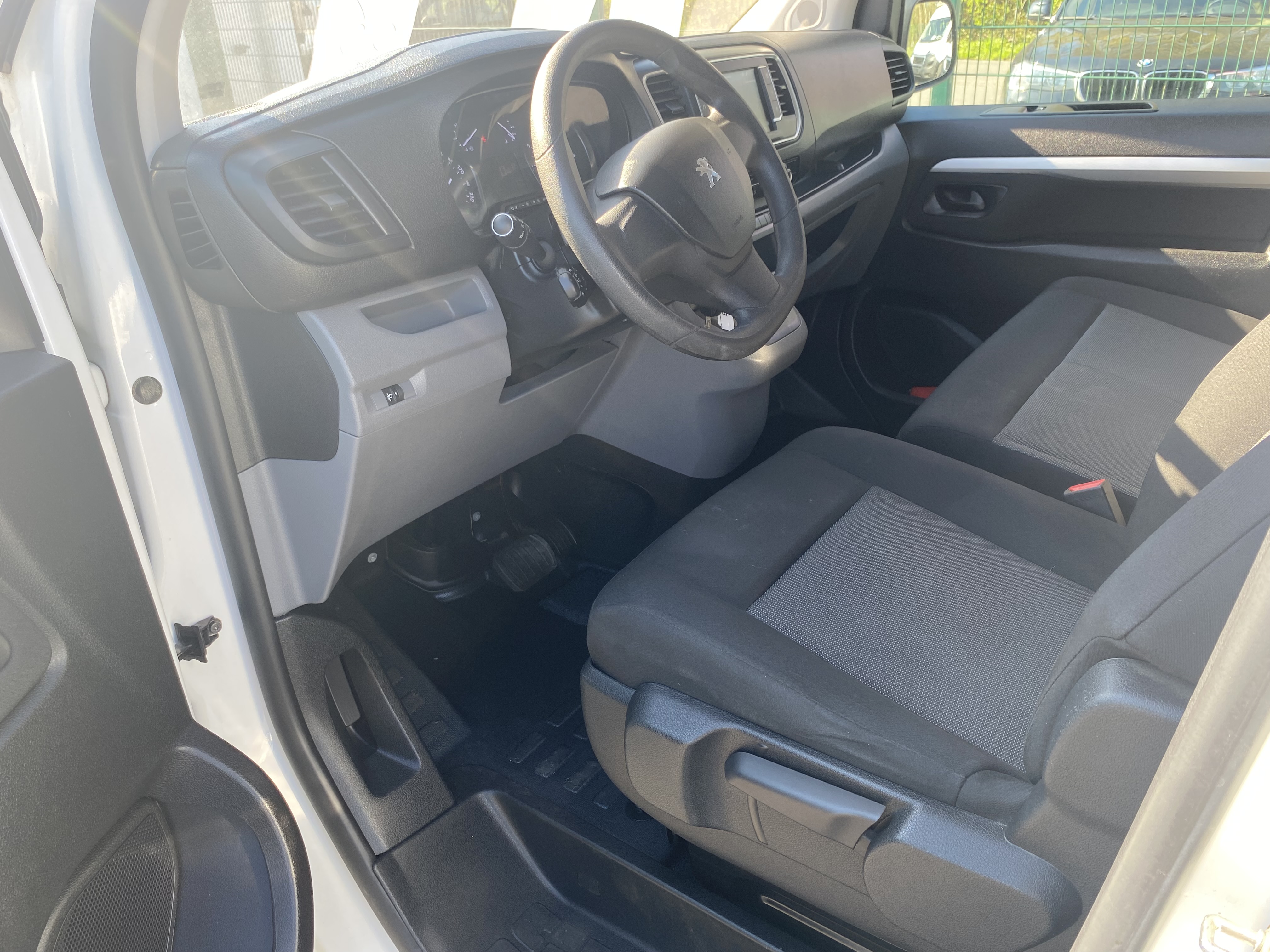 Peugeot Expert III 2.0 BLUEHDI 120 S&amp;S CABINE APPROFONDIE LONG PRE EAT8