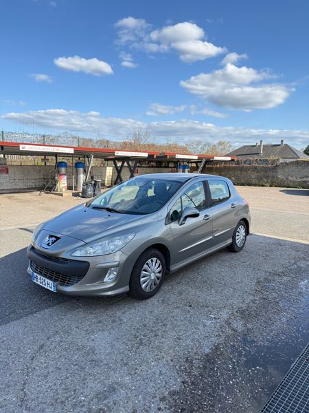 Peugeot 308 II 1.6 HDI 92 ACCESS