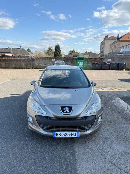 Peugeot 308 II 1.6 HDI 92 ACCESS