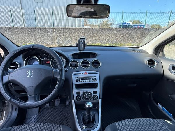 Peugeot 308 II 1.6 HDI 92 ACCESS