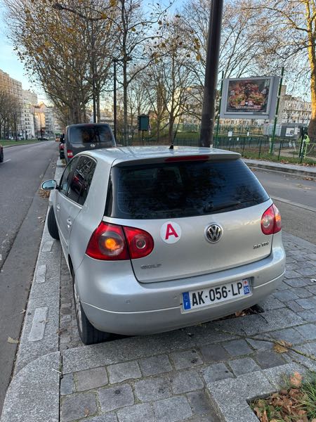 Volkswagen Golf VI 2.0 TDI 140 FAP CARAT 5P