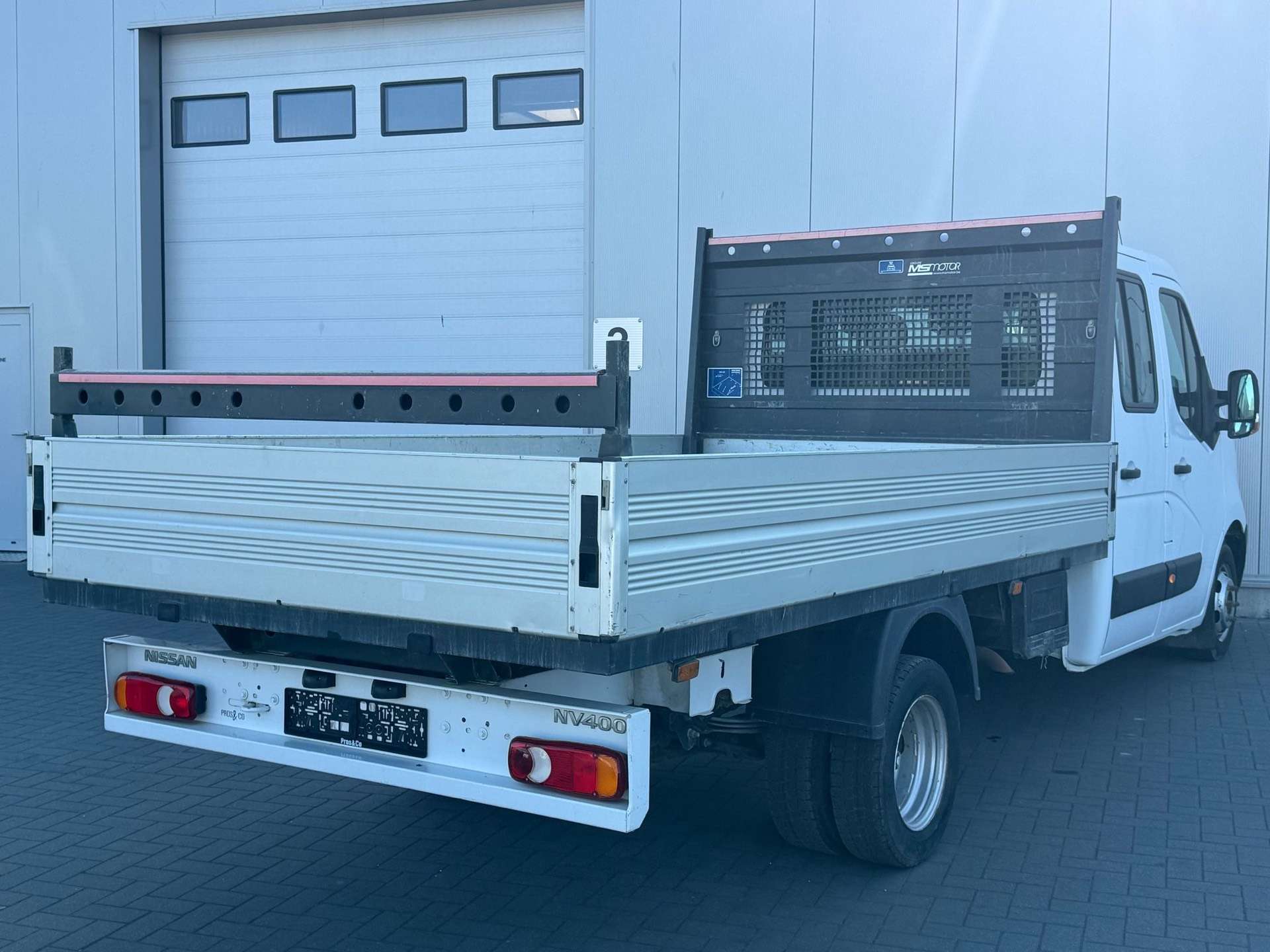 Nissan NV400 // 5PLACES // CLIM // EURO 6 // TVA RECUPERABLE